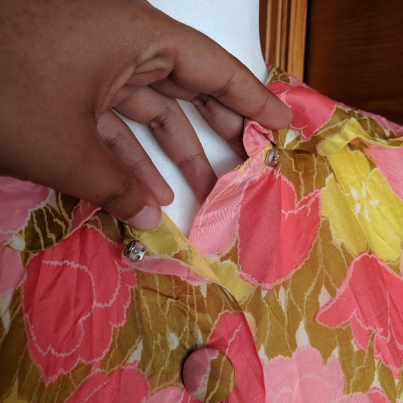 60s Floral Tulip Shirt Dress - Picture 7 of 10